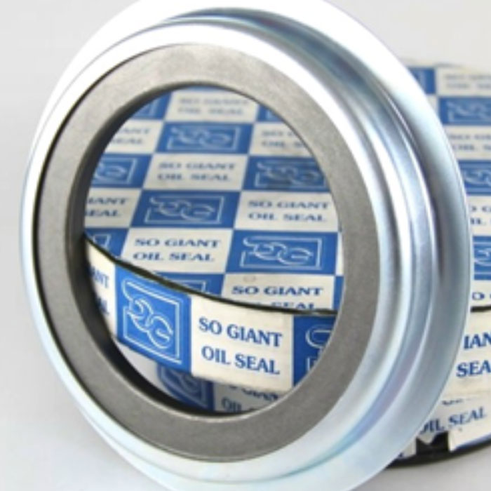 Shovel loader oil seal