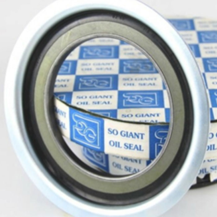 Shovel loader oil seal